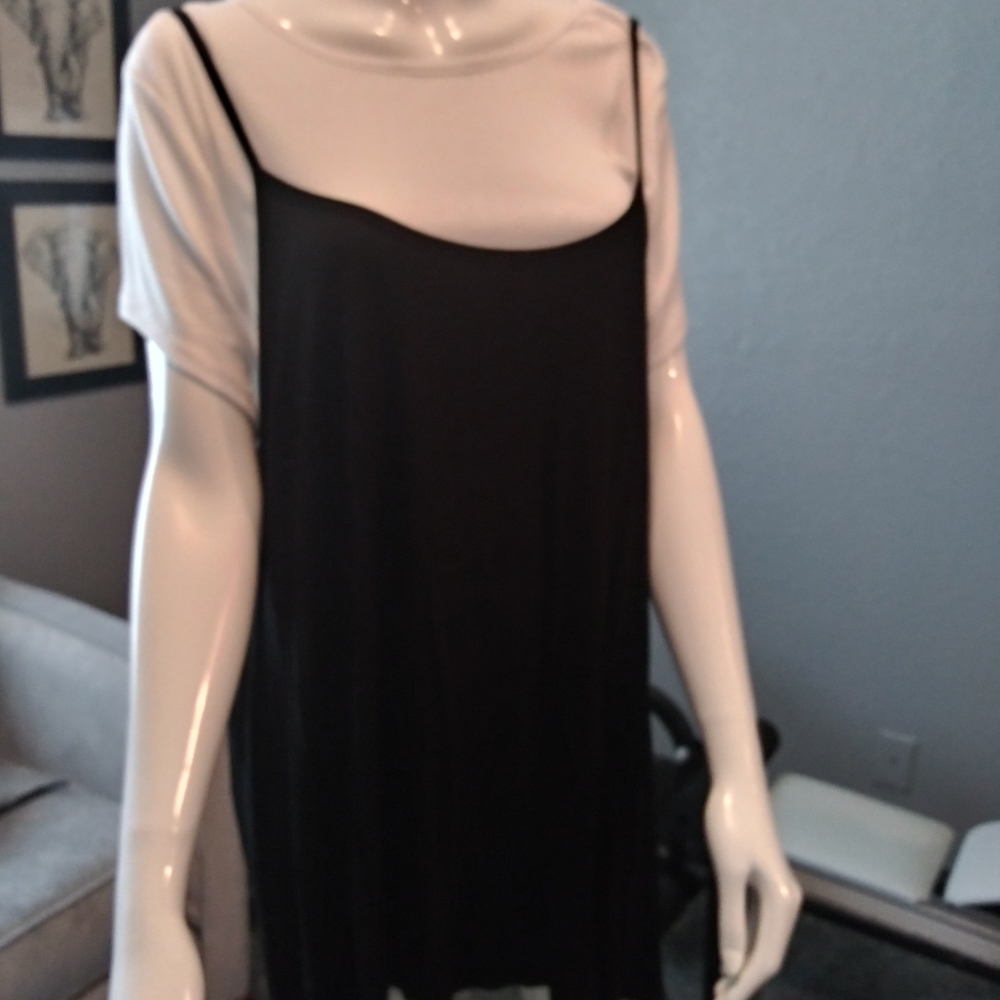 Top - Picture 2 of 4